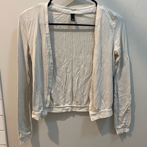 H&M White Women's Button Cardigan Sweater - Picture 3 of 6